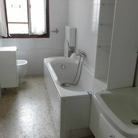 Hotel Hazel 3*